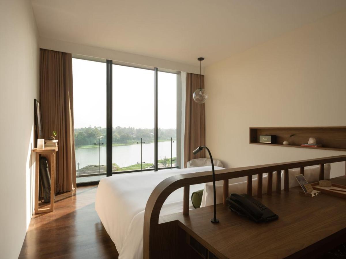 Neera Retreat Hotel Nakhonpathom Kültér fotó
