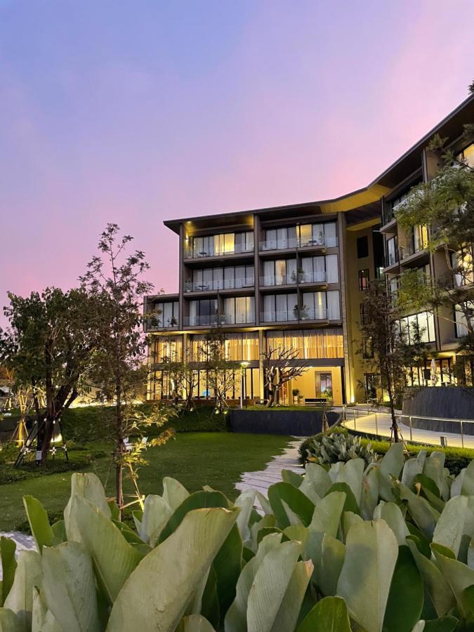 Neera Retreat Hotel Nakhonpathom Kültér fotó